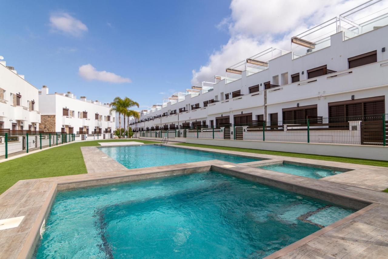 Bahia Homes Torrevieja Exterior foto